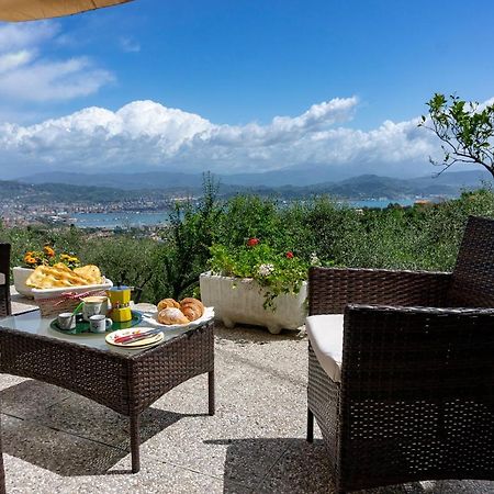 Apartamento Gli Ulivi Sul Golfo E Le 5 Terre La Spezia Exterior foto