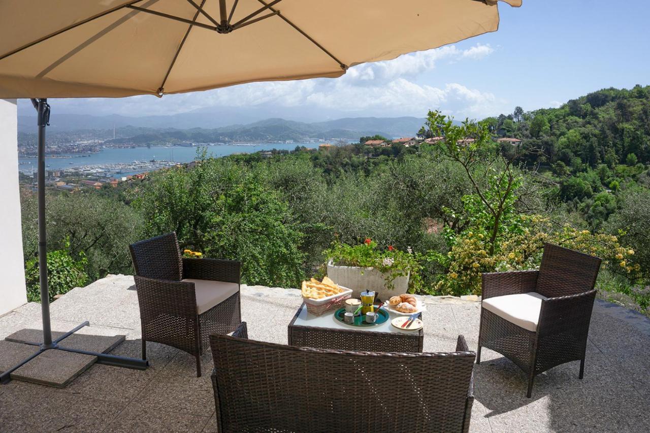 Apartamento Gli Ulivi Sul Golfo E Le 5 Terre La Spezia Exterior foto