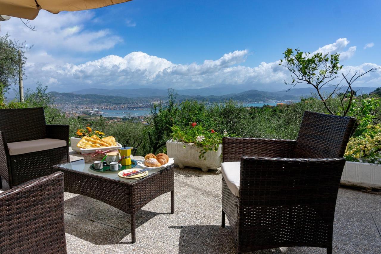 Apartamento Gli Ulivi Sul Golfo E Le 5 Terre La Spezia Exterior foto